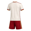 Kit Infantil Seleção Espanha II 26/27 - Adidas - Branco e vermelho