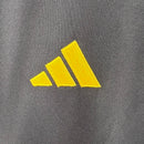 Camisa Atlético Mineiro III 23/24 - Torcedor Adidas Feminina - Preta com detalhes em amarelo