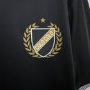 Camisa Colo Colo do Chile Edição Especial 23/24 - Torcedor Adidas Masculina - Preta com detalhes em dourado e branco