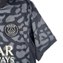 Camisa Paris Saint-Germain III 23/24 - Torcedor Nike Masculina - Preta com detalhes em cinza