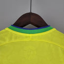 Camisa Seleção Brasileira I 2022 - Torcedor Nike Feminina - Amarela com detalhes em verde
