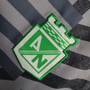 Camisa Atlético Nacional Treino 23/24 - Torcedor Nike Masculina - Preta com detalhes em branco e verde