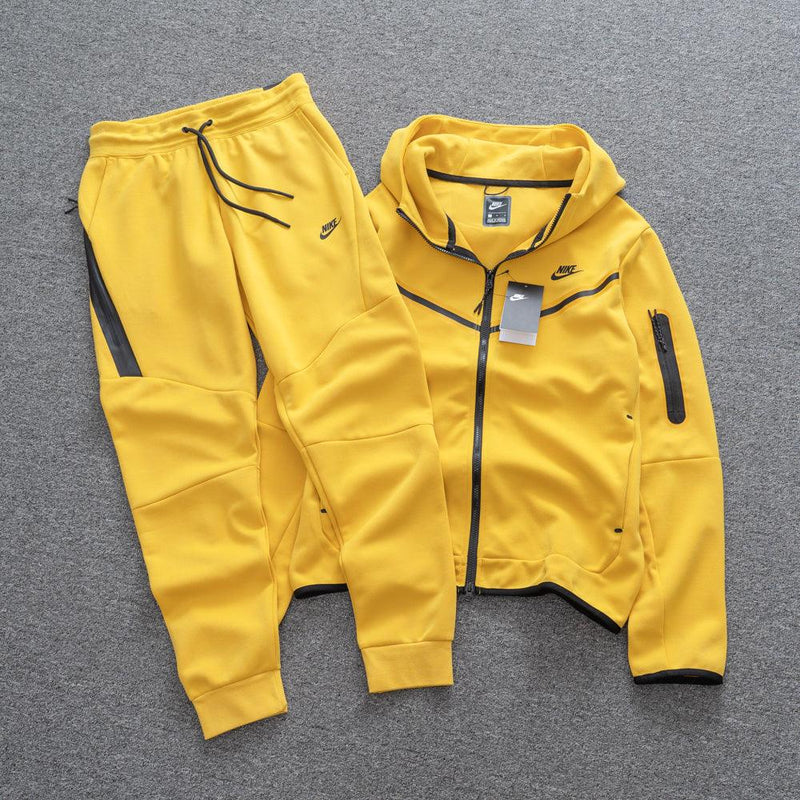 Conjunto Tech Fleece Jersey Men's Fan Version Nike product image