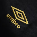 Camisa Chapecoense Edição Especial Aniversario 23/24 - Torcedor Umbro Masculina - Preta com detalhes em dourado