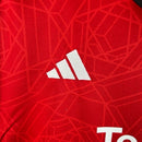 Camisa Manchester United I 23/24 - Torcedor Adidas Feminina - Vermelha com detalhes em preto e branco