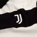 Camisa Juventus IV 25/26 - Torcedor Adidas Feminina - Preta e branca