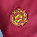 Kit Infantil Manchester United I manga longa 23/24 - Adidas - Vermelho com detalhes em preto