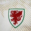 Camisa Seleção País de Gales II 26/27 - Torcedor Adidas Feminina - Bege