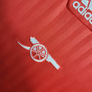 Camisa Arsenal 23/24 - Torcedor Adidas Masculina - Vermelha com detalhes em azul e branco
