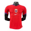 Camisa Seleção Noruega I 25/26 - Jogador Nike Masculina - Vermelha com detalhes em azul
