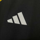 Camisa Atlético Mineiro Treino 25/26 - Torcedor Adidas Masculina - Preta com detalhes em amarelo e laranja