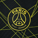 Camisa Retrô Paris Saint-Germain IV 22/23 - Masculina Jordan - Preta com detalhes em amarelo
