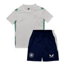 Kit Infantil Seleção Irlanda II 26/27 - Castore - Branca e azul com detalhes em verde
