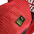 Camisa AC Milan I 23/24 - Torcedor Puma Masculina - Vermelha e preta