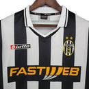 Camisa Retrô Juventus I 2001/2002 - Masculina Lotto - Preta e branca