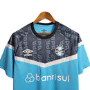 Camisa Grêmio Treino 23/24 - Torcedor Umbro Masculina - Azul com detalhes em cinza