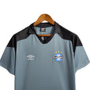 Camisa Grêmio Treino 23/24 - Torcedor Umbro Masculina - Cinza com detalhes em preto