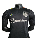 Camisa Manchester United Edição Especial 23/24 - Jogador Adidas Masculina - Preta com detalhes em branco