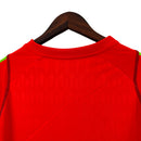 Camisa Universidad do Chile Goleiro I 23/24 - Torcedor Adidas Masculina - Vermelha com detalhes em verde