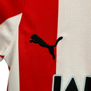 Kit Infantil Sporting Gijon I Puma 23/24 - Branco e vermelho com detalhes em preto