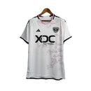 Camisa DC United Edição Especial 23/24 - Torcedor Adidas Masculina - Branca com detalhes em preto e rosa