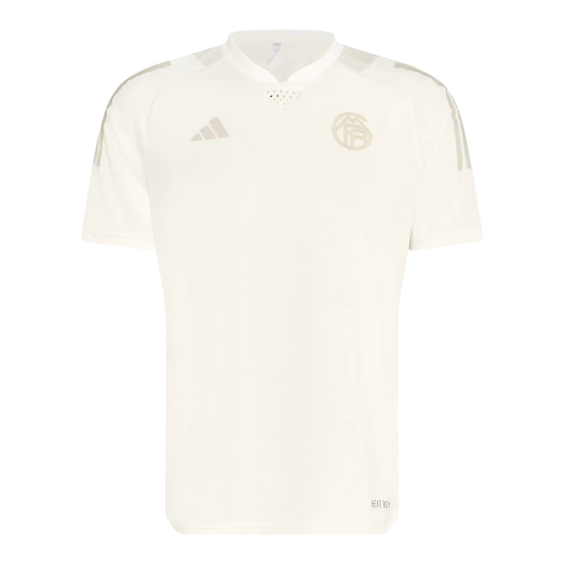 Camisa Bayern de Munique Champions League Pré-jogo 23/24 - Torcedor Adidas Masculina - Off white