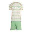 Kit Infantil Celtic III 25/26 - Adidas - Branco e verde