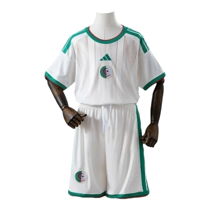 Kit Infantil Seleção Argélia I 26/27 - Adidas - Branco e verde