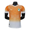 Camisa Seleção Costa do Marfim Edição especial 26/27 - Jogador Puma Masculina - Laranja e branca