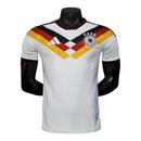 Camisa Seleção Alemanha I 26/27 - Jogador Adidas Masculina - Branca com detalhes em amarelo e vermelho