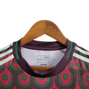 Camisa Seleção do México I 24/25 - Torcedor Adidas Masculina - Vinho com detalhes em vermelho e verde