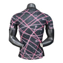 Camisa Paris Saint-Germain Pré-jogo 25/26 - Jogador Jordan Masculina - Preta com detalhes em rosa