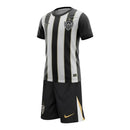 Kit Infantil Atlético Mineiro I 26/27 - Adidas - Branco e preto com listras douradas