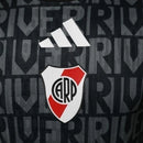 Camisa River Plate Pré-jogo 26/27 - Jogador Adidas Masculina - Preta e cinza